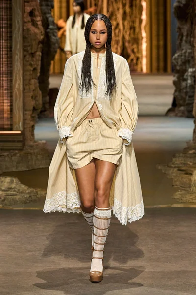 Look 51